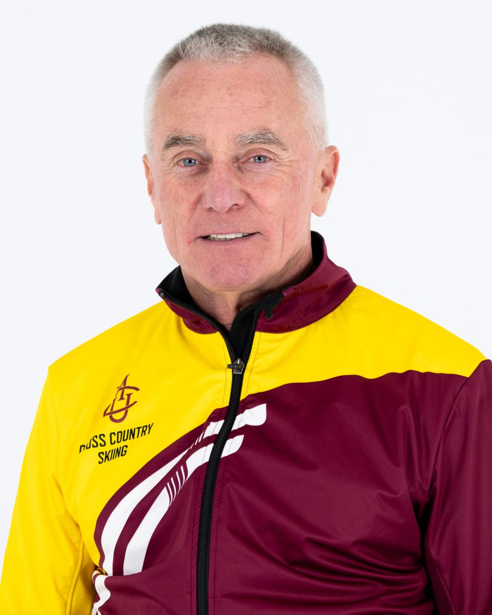 Photo of Coach Martin Wiesiolek